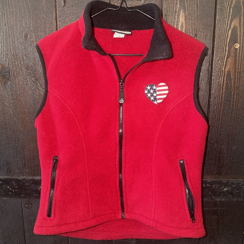 Vintage Avalanche Performance Vest Womens Size Small Patriotic Heart Patch Red Q